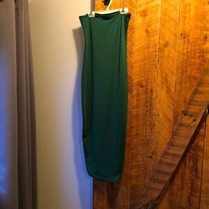 3/30$ Strapless green dress  